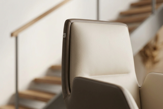 High-Quality Swivel Executive Office Chair – Modern Leather Chair