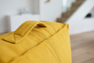 Sofá de juguete para habitación infantil: un asiento acogedor para pequeñas imaginaciones