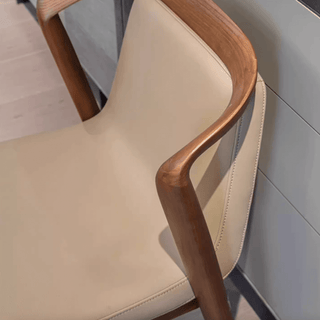 Walnut Wood Designer Sedie da Pranzo – Eleganza Senza Tempo in Legno Massello