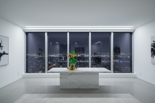 Scrooge Watches Symbol Millionaire Statue