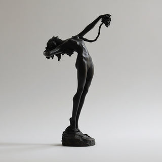 Winemaker Black Grapes Lady Statue – Elegant Resin Bronze Sculpture-GraffitiWallArts.com