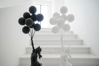Banksy Flying Balloons Girl Sculpture – Customisable Resin Figure with Balloons